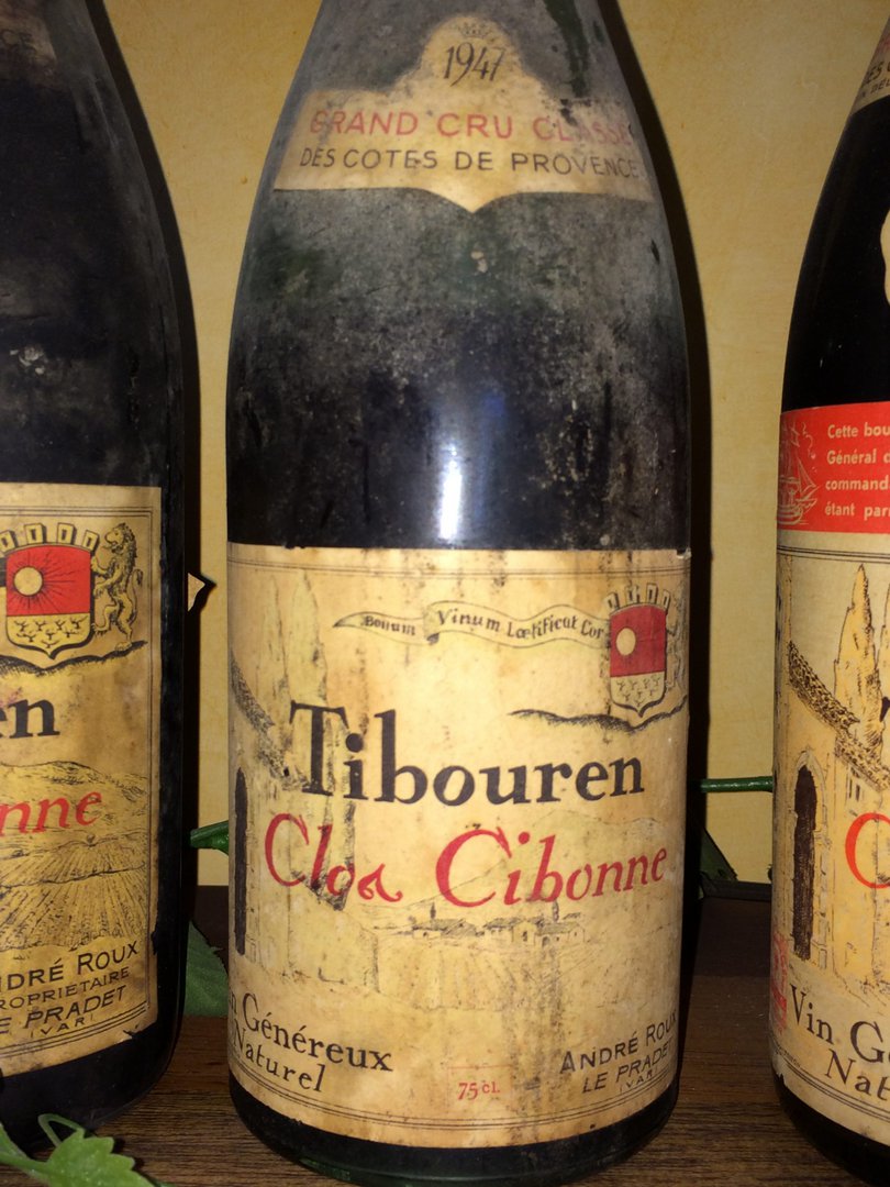 Old bottle of Clos Cibonne Tibouren
