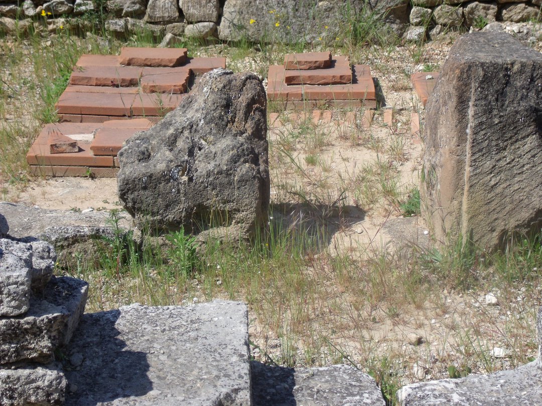 Fumarium at Glanum